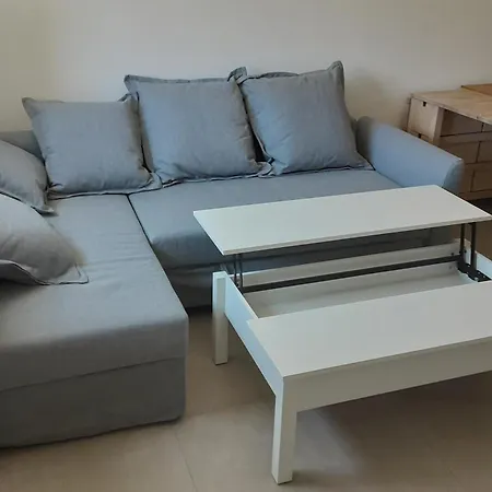 Detente 아파트 올라이율스