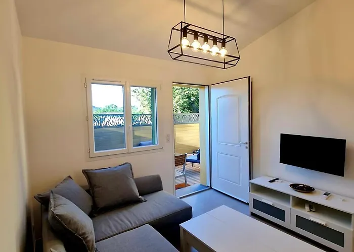 Detente 아파트 올라이율스